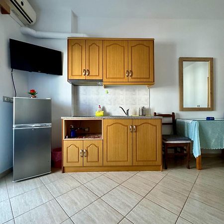 Villa Mihal Apartments Ksamil Exterior photo