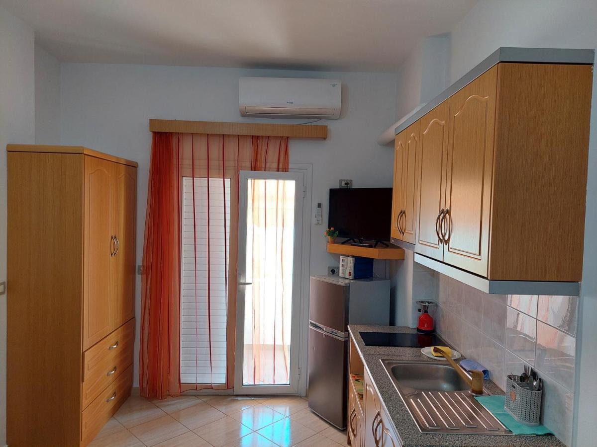 Villa Mihal Apartments Ksamil Exterior photo