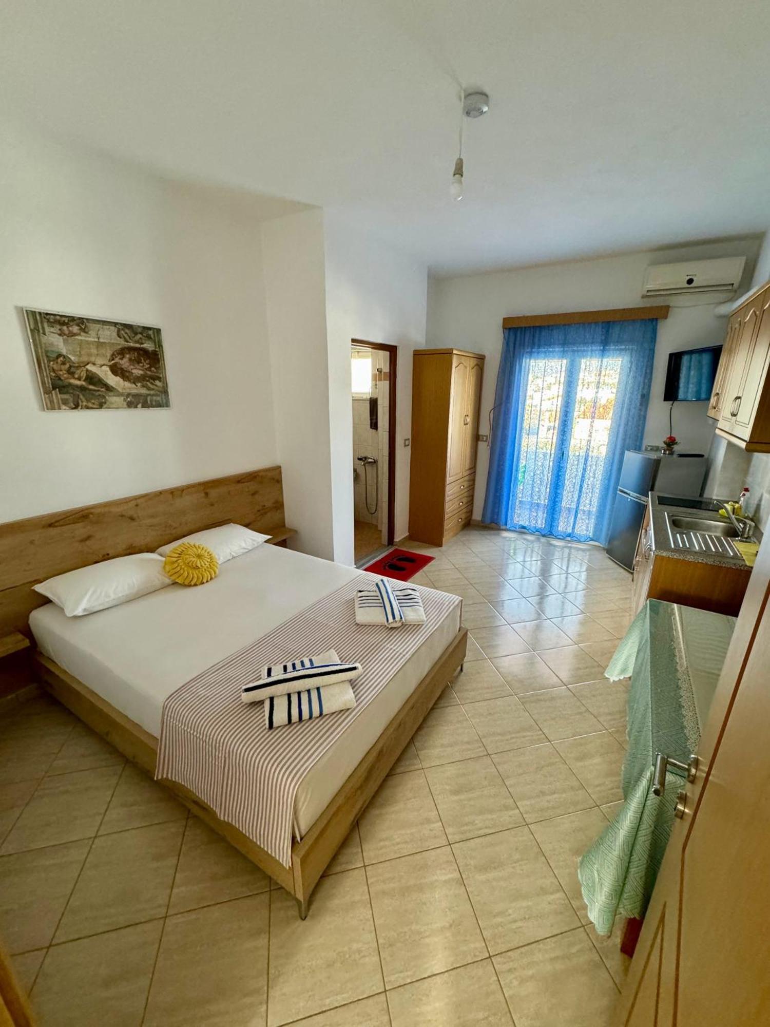 Villa Mihal Apartments Ksamil Exterior photo