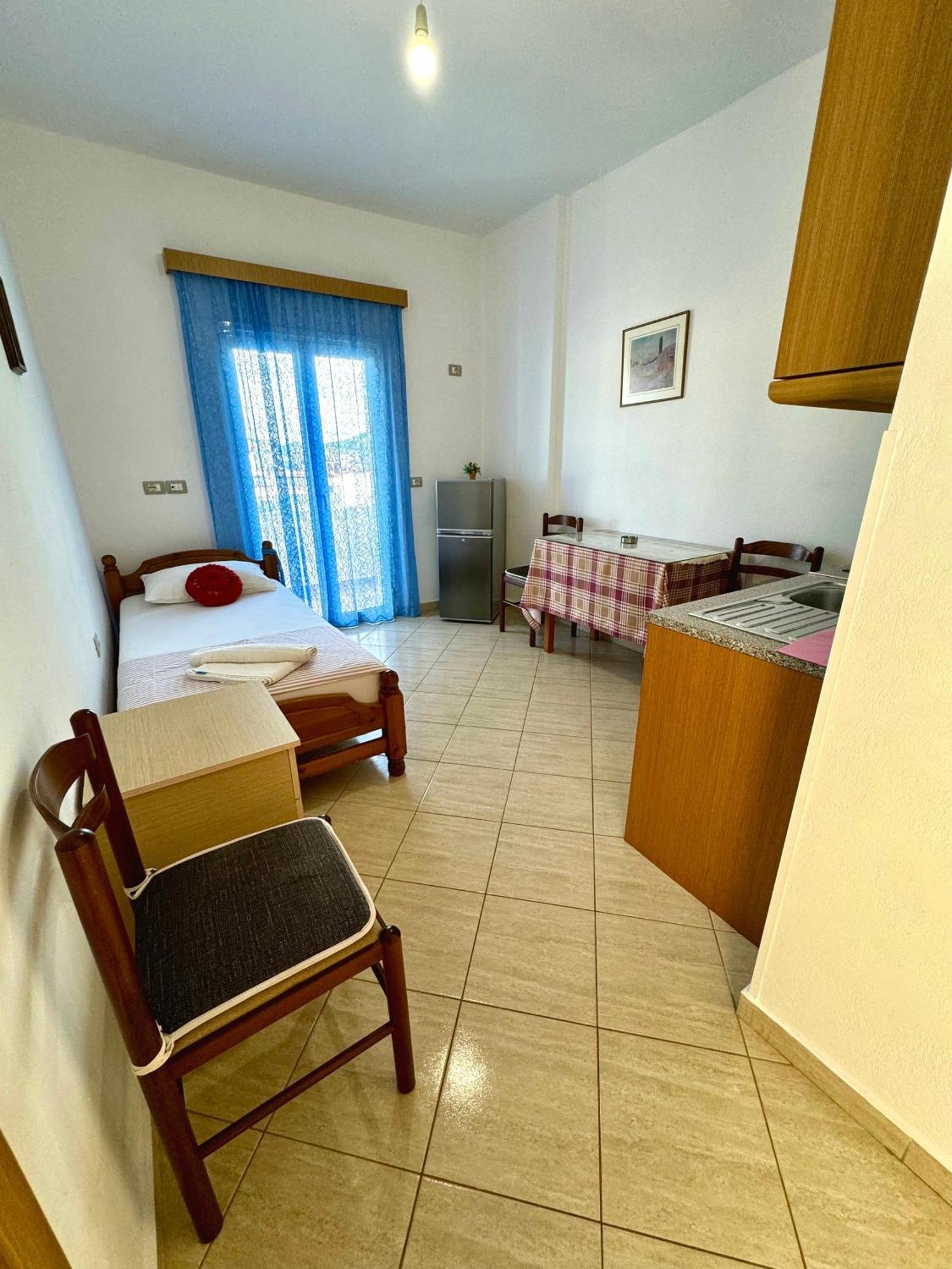 Villa Mihal Apartments Ksamil Exterior photo